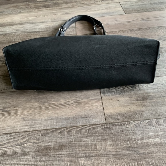 💵Calvin Klein travel tote - Picture 3 of 9